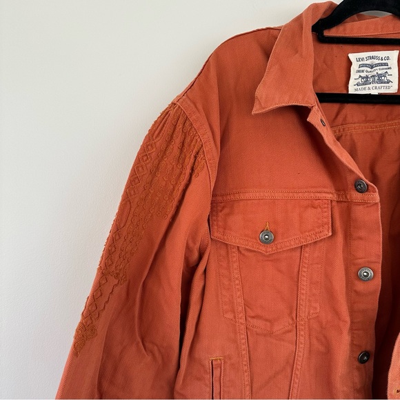 Levi Strauss Burnt Orange Denim Jacket with Embroidered Shoulder Detail Size L - Picture 3 of 8